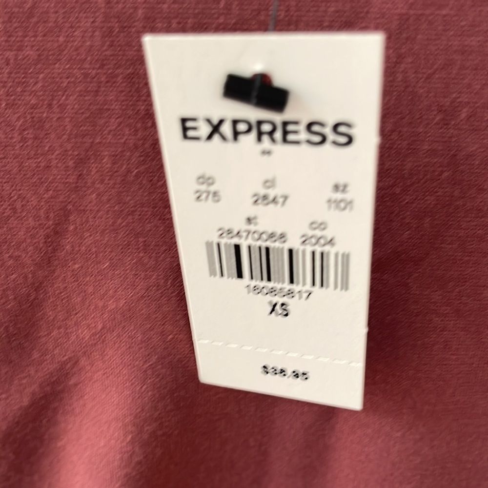 NWT Express Top - Picture 6 of 6